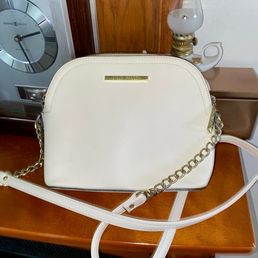 Steve Madden Cream Crossbody with Gold Accent Plate